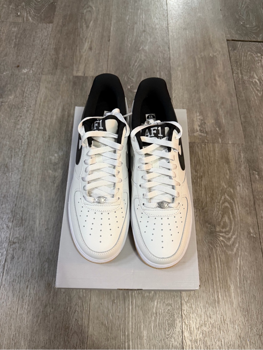 Nike Air Force 1 '07 LV8 Low White/Black Men's 9.5 IB6847-100